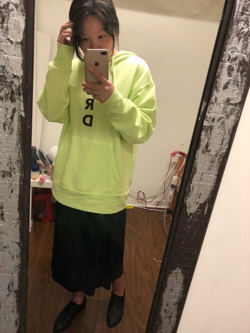 宅女su  is wearing UNIQLO