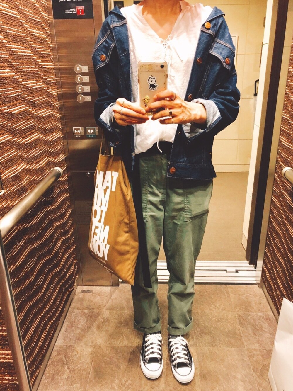 トゥデイフル♡レースアップブラウス TODAYFUL - 完売TODAYFULレースアップブラウスの通販 by ももんが