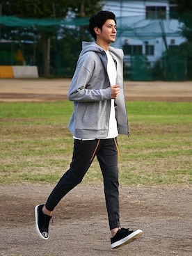 「ジョガーパンツ」｜DANNYさん（メンズ・177cm）の秋コーディネート