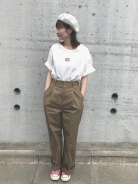 「E hyphen world gallery（イーハイフンワールドギャラリー）のアイテム（Tシャツ/カットソー）」を使った、ayuさん（レディース・162cm）の春コーディネート