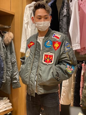 「バックプリント」｜「アイテム（MA-1）」を使った、生田智義さん（メンズ・174cm）の夏コーディネート