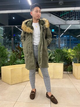 「AVIREX（アヴィレックス）のアイテム（モッズコート）」を使った、生田智義さん（メンズ・174cm）の秋コーディネート