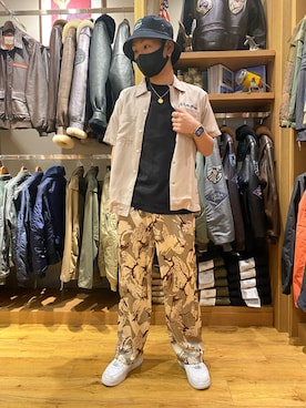 「アイテム（マスク、ブラック系）」を使った、生田智義さん（メンズ・174cm）の春コーディネート
