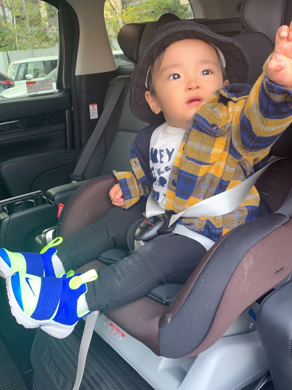 「1歳1ヶ月」｜「ZARA KIDSのアイテム（ママ＆ベビー、ベージュ系）」を使った、amelianさん（キッズ・80cm）の夏コーディネートの1枚目の写真
