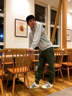 「※ALPHA（アルファ）のアイテム（キャップ）」を使った、RYOさん（メンズ・169cm）の秋コーディネート