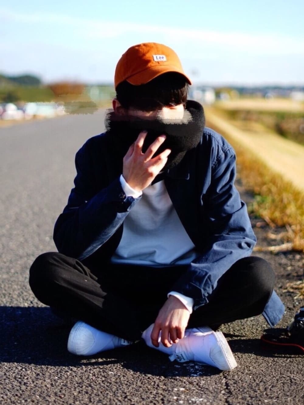 「シンプル、スウィングトップ、Polo Ralph Lauren、キャップ、スヌード、スニーカー、カジュアル」｜「Leeの『non-no(ノンノ)1月号掲載』『S Cawaii(エスカワイイ)11月号掲載』【Lee】 LOW CAP COTTON TWILL/【リー】 ロウ キャップ コットン ツイル オーバーライド（キャップ、オレンジ系）」を使った、とよさん（メンズ・171cm）の秋コーディネートの1枚目の写真