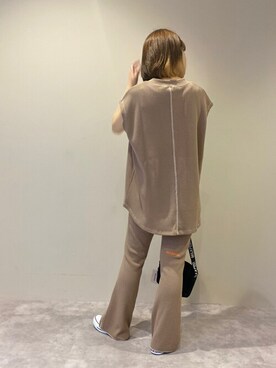 「MILKFED.（ミルクフェド）のアイテム（ショルダーバッグ）」を使った、MILKFED.STAFFさん（レディース・155cm）の夏コーディネート