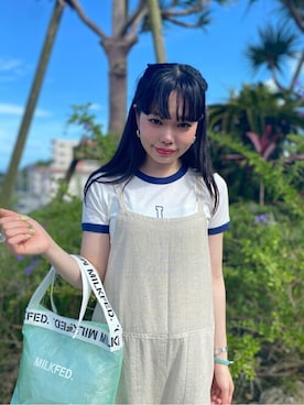 「MILKFED.（ミルクフェド）のアイテム（サロペット/オーバーオール）」を使った、MILKFED.STAFFさん（レディース・157cm）の夏コーディネート