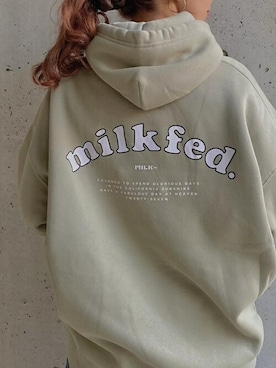 「アイテム（パーカー、グリーン系）」を使った、MILKFED.STAFFさん（レディース・164cm）の冬コーディネート