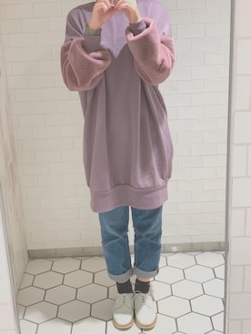 「RAY CASSIN（レイカズン）のアイテム（スウェット）」を使った、attttmさん（レディース・161cm）の秋コーディネート