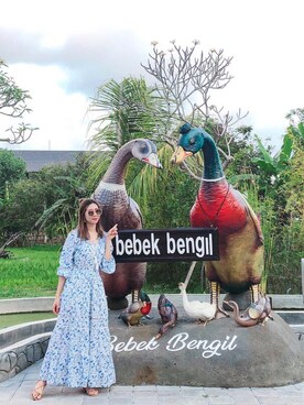 「LOVFEE（ラッフィ）のアイテム（ワンピース/ドレス）」を使った、Reyann芮安さん（レディース・166cm）の春コーディネート