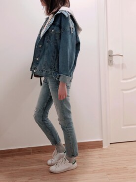 「stradivarius（ストラディバリウス）のアイテム（デニムジャケット）」を使った、colovehhさん（レディース・170cm）の冬コーディネート