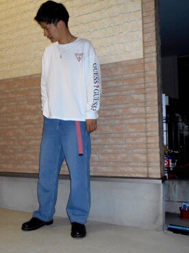 「FREAK'S STORE（フリークスストア）のWEB限定 Guess×FREAK'S STORE/ゲス 別注スーパービッグ ロゴ ロングスリーブTシャツ（Tシャツ/カットソー、ホワイト系）」を使った、Ｕ字さん（メンズ・178cm）の秋コーディネート