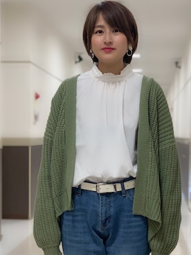 「カーキ×ホワイト」｜りえさん（レディース・153cm）の冬コーディネート