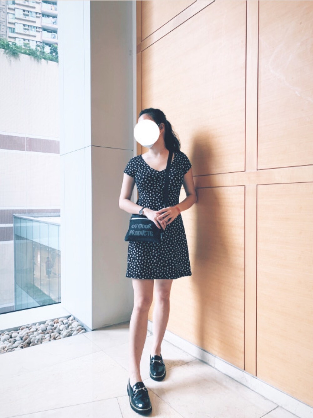「ootd、街頭穿搭、夏、164cm」｜「c&aのアイテム（チュニック、ブラック系）」を使った、Regina 💜さん（レディース・164cm）の春コーディネートの1枚目の写真