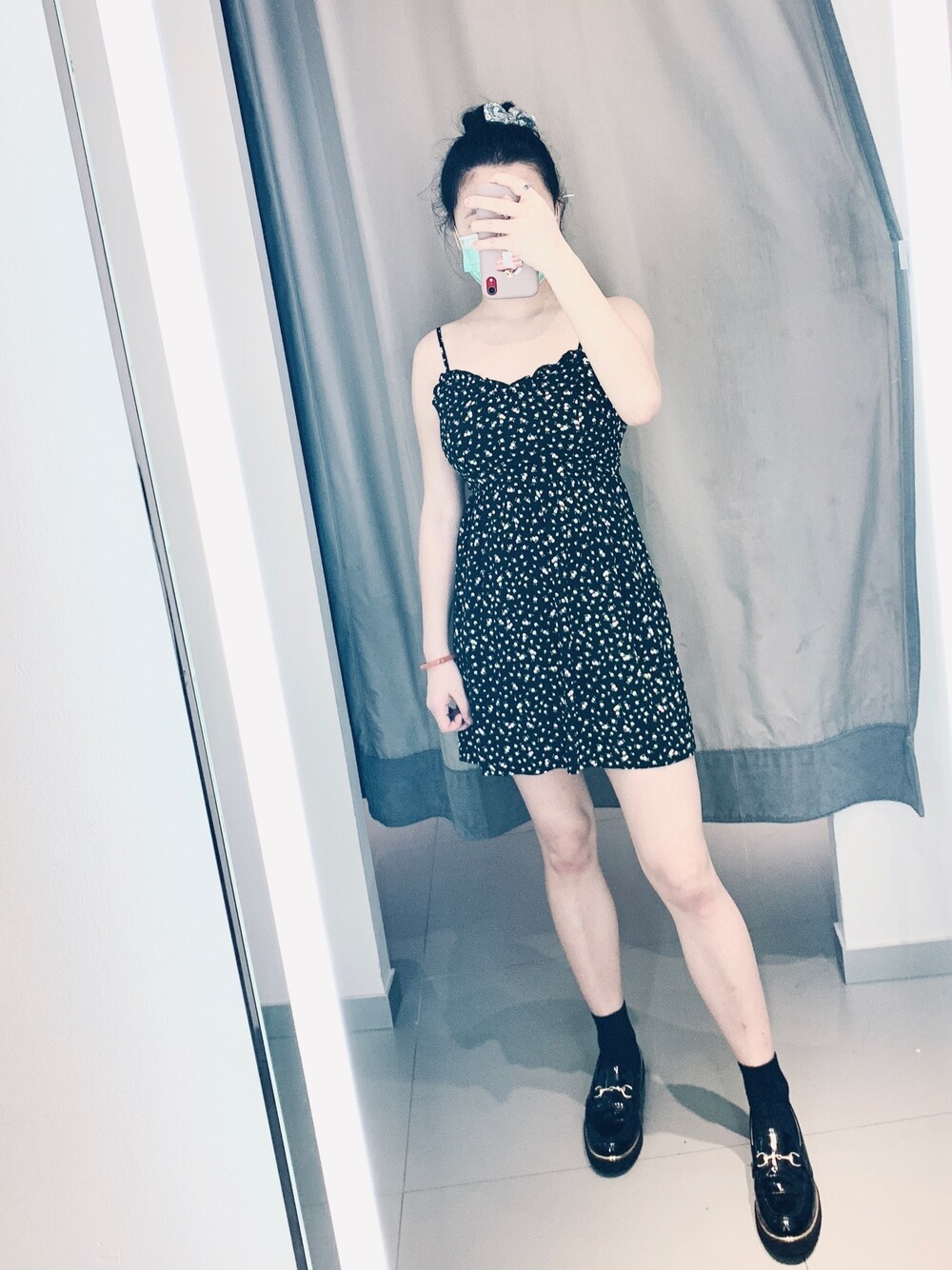 「ootd、夏、164cm、鹽系風格」｜「ZARAのアイテム（ジャンパースカート、ブラック系）」を使った、Regina 💜さん（レディース・164cm）の夏コーディネートの1枚目の写真
