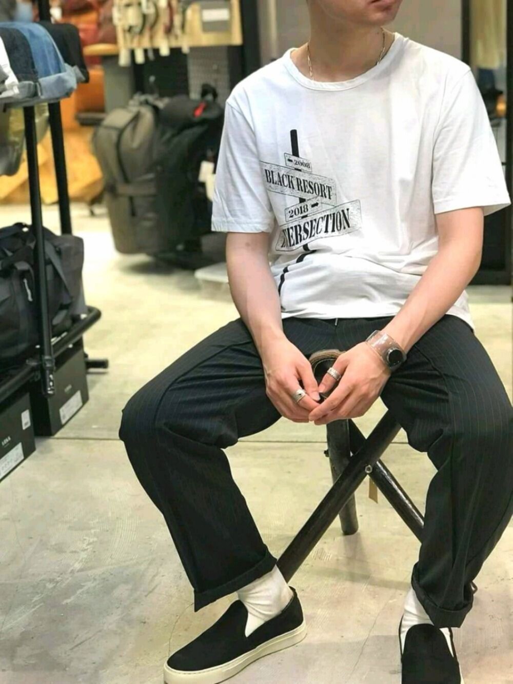「kiit、bukht、WRAPINKNOT、Enharmonic TAVERN、rains、Ｄr.Franken、Gypsy&sons 、OURET、KATO'、blanck」｜「OURETのアイテム（Tシャツ/カットソー、ホワイト系）」を使った、SOHGU.old＆newstoreさん（メンズ・170cm）の夏コーディネートの1枚目の写真