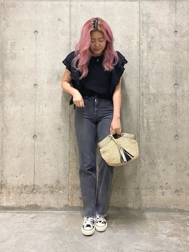「Moname（モナーム）のアイテム（パンツ）」を使った、ANNAさん（レディース・156cm）の春コーディネート
