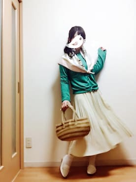 「白スカート」｜「アイテム（財布/小物）」を使った、wakaba@さん（レディース・163cm）の春コーディネート