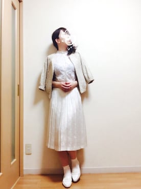 「白スカート」｜「アイテム（ノーカラージャケット）」を使った、wakaba@さん（レディース・163cm）の春コーディネート