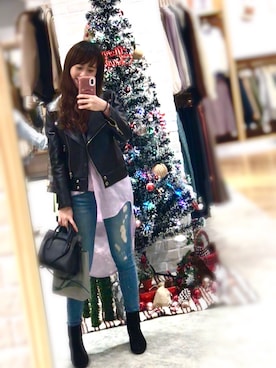 Cari Chenさんのコーディネート