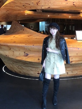 Cari Chenさんのコーディネート