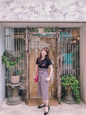 「COACH」｜「アイテム（その他）」を使った、Cari Chenさん（レディース・158cm）の秋コーディネート