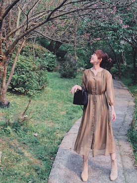 Cari Chenさんのコーディネート