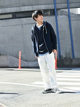 「NAVY（ネイビー）のアイテム（パンツ）」を使った、マックハウスZOZOスタイリスト メンズさん（メンズ・178cm）の冬コーディネート