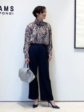 「EFFE BEAMS（エッフェビームス）のアイテム」を使った、Tomoko.Kさん（レディース・163cm）の秋コーディネート