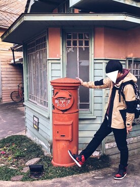 「エアジョーダン」｜「アイテム（マウンテンパーカー）」を使った、k9e2iさん（メンズ・176cm）の冬コーディネート