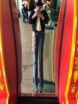 「earth music&ecology（アースミュージックアンドエコロジー）のアイテム（MA-1）」を使った、ちんさん（レディース・159cm）の春コーディネート