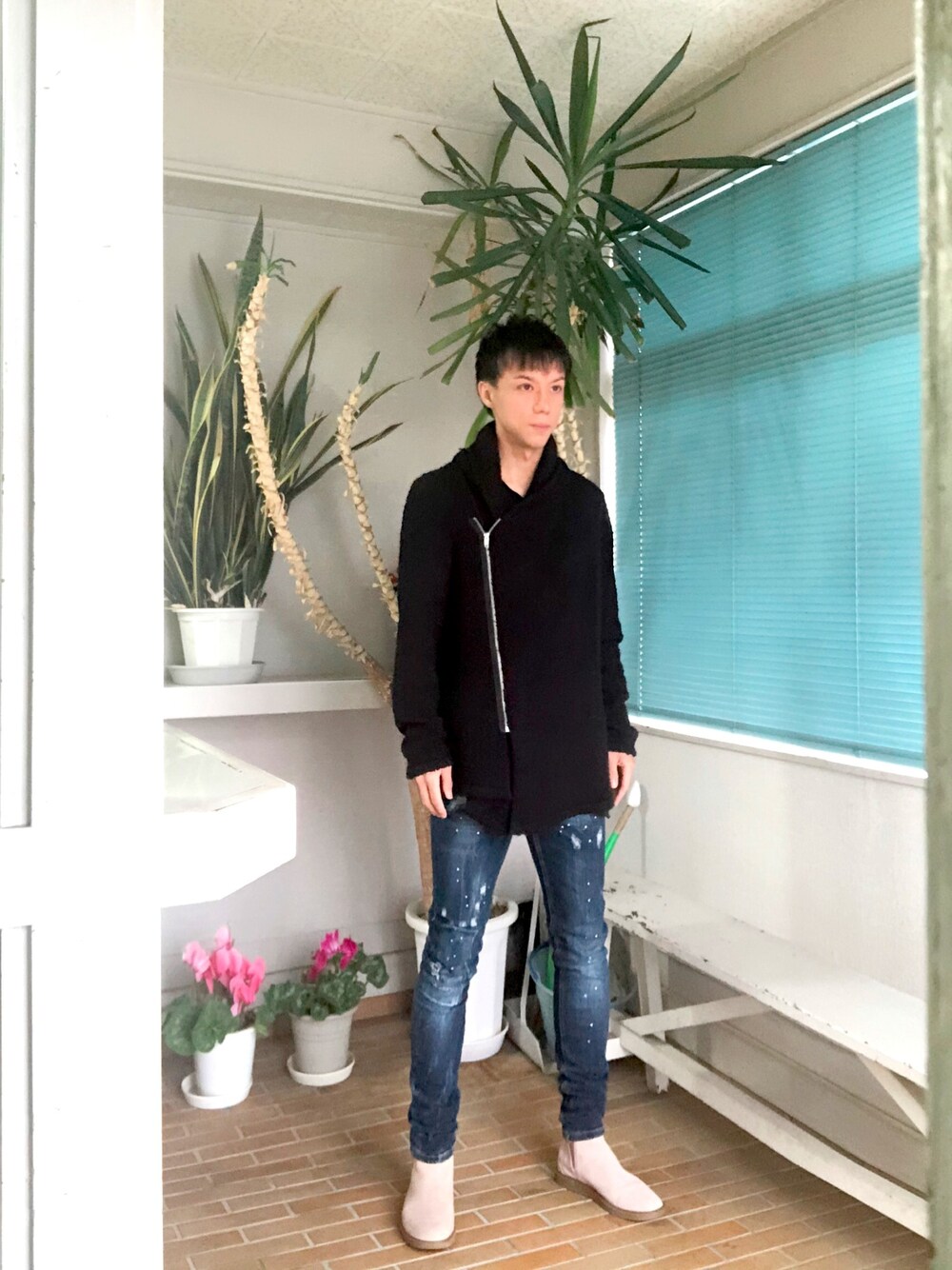 「今日のコーデ、オトナカジュアル、休日スタイル、いいね、save、フォローお願いします🤑」｜「H&Mのアイテム（カーディガン/ボレロ、ブラック系）」を使った、  SHIGETOさん（メンズ・177cm）の春コーディネートの1枚目の写真