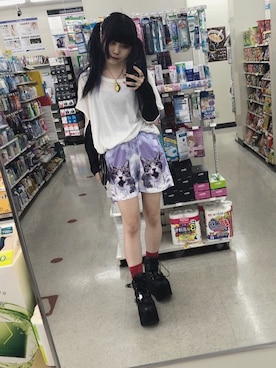 「ALGONQUINS（アルゴンキン）のアイテム（Tシャツ/カットソー）」を使った、六禄ろく（死体）さん（レディース・160cm）の夏コーディネート