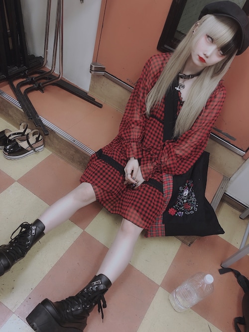 六禄ろく 死体 ブーツを使ったコーディネート Wear