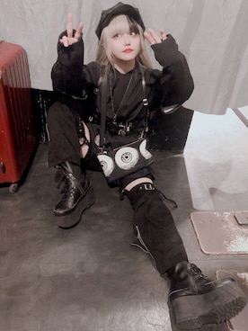 「me（ミイ）のアイテム（バッグ）」を使った、六禄ろく（死体）さん（レディース・160cm）の冬コーディネート