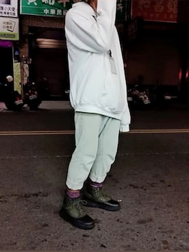 three_million劉百萬さんのコーディネート