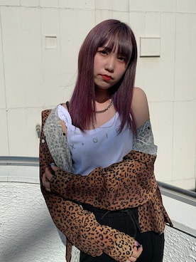 「アイテム（トップス、ブラウン系）」を使った、X-girl STAFFさん（レディース・160cm）の夏コーディネート