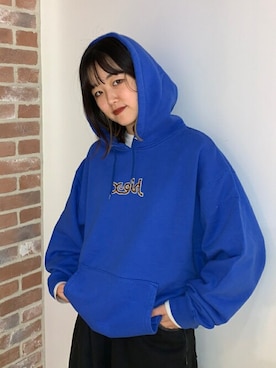 X-girl STAFFさん（レディース・159cm）の秋コーディネート