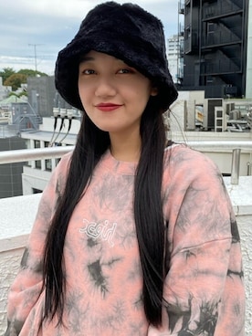 「アイテム（スウェット、ピンク系）」を使った、X-girl STAFFさん（レディース・156cm）の秋コーディネート