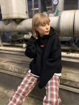 X-girl STAFFさん（レディース・151cm）の冬コーディネート