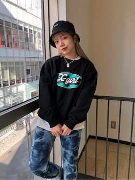 「スケボー」｜「アイテム（帽子）」を使った、X-girl STAFFさん（レディース・154cm）の冬コーディネート