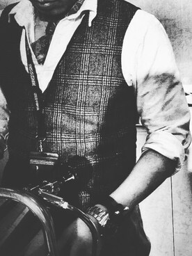 「アイテム（スーツベスト、グレー系）」を使った、Manson_Mさん（メンズ・173cm）の秋コーディネート