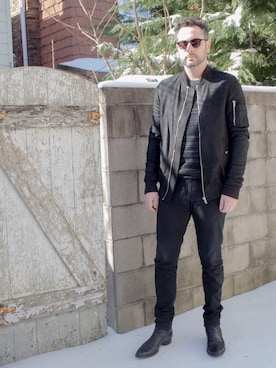 「Saint Laurent」｜「アイテム（MA-1）」を使った、Mason Kraneさん（メンズ・183cm）の春コーディネート