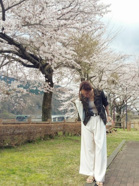 「アイテム（キャミソール、ベージュ系）」を使った、chicoさん（レディース・158cm）の春コーディネート