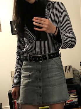 Leah Kalninsさんのコーディネート