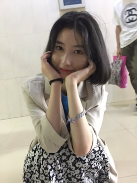「H&M（エイチ・アンド・エム）のアイテム（チェスターコート）」を使った、佳莎醒了さん（レディース・165cm）の夏コーディネート