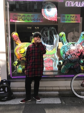 「AIRWALK（エアウォーク）のアイテム（スリッポン）」を使った、AKIR@さん（メンズ・170cm）の秋コーディネート