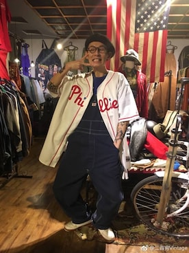 二百狗Vintageさんのコーディネート