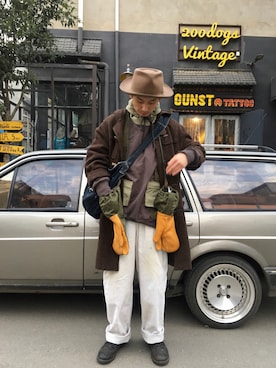 二百狗Vintageさんのコーディネート